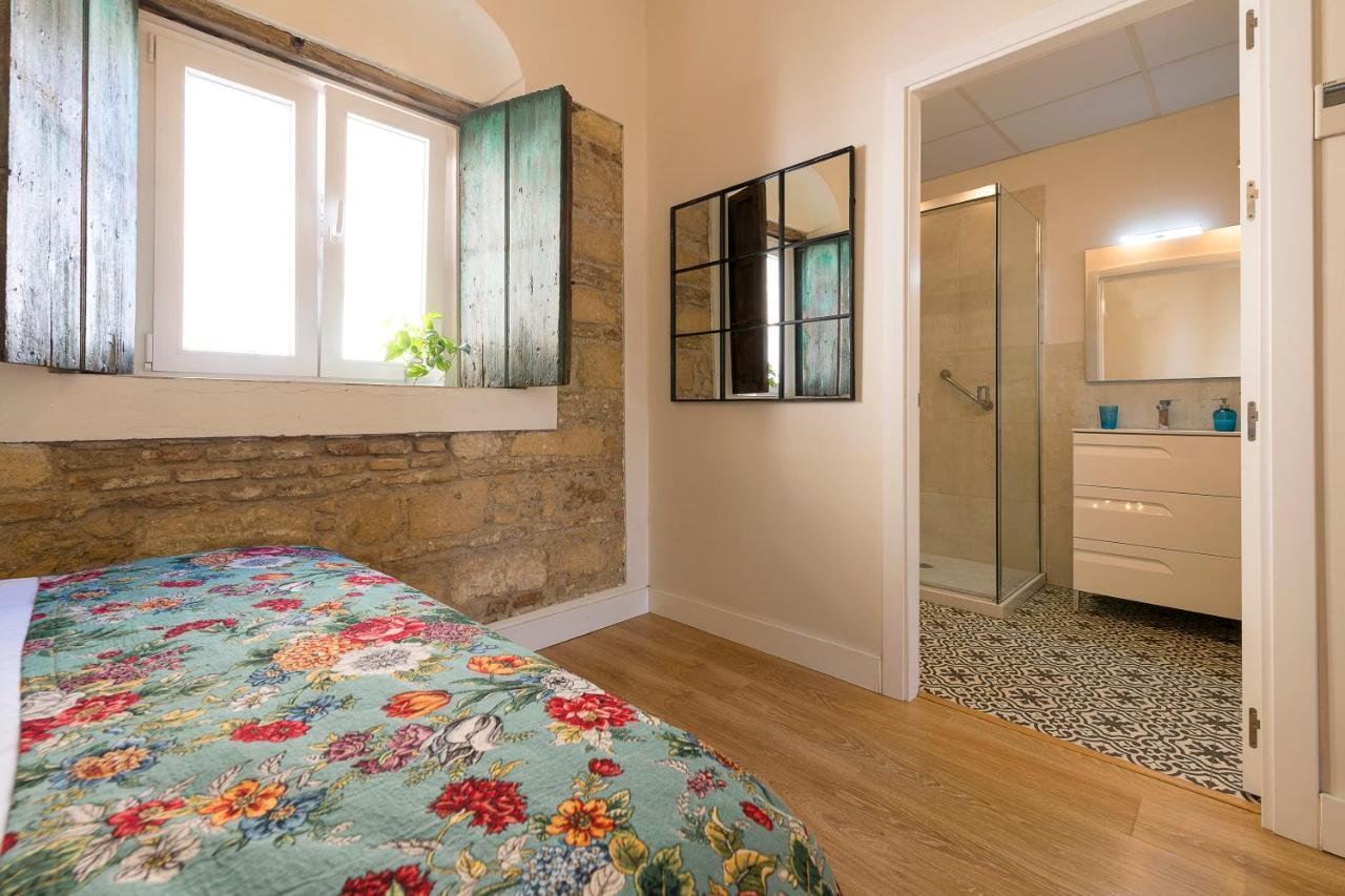 Apartamento Cream Loft Siente Jerez Parking Incluido Jerez de la Frontera Exterior foto